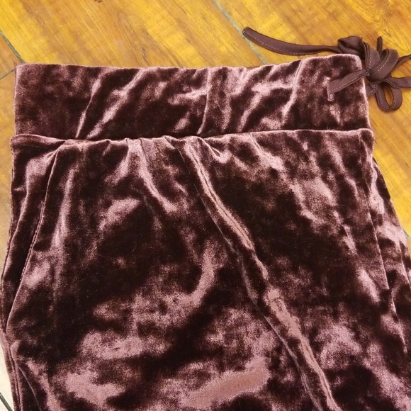 Lori Goldstein velvet pants. - Picture 4 of 6